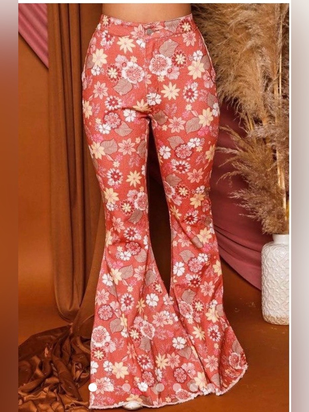 Peach Love California Coral Floral Pants with Yellow & Cream Blooms; Size L - Picture 1 of 6